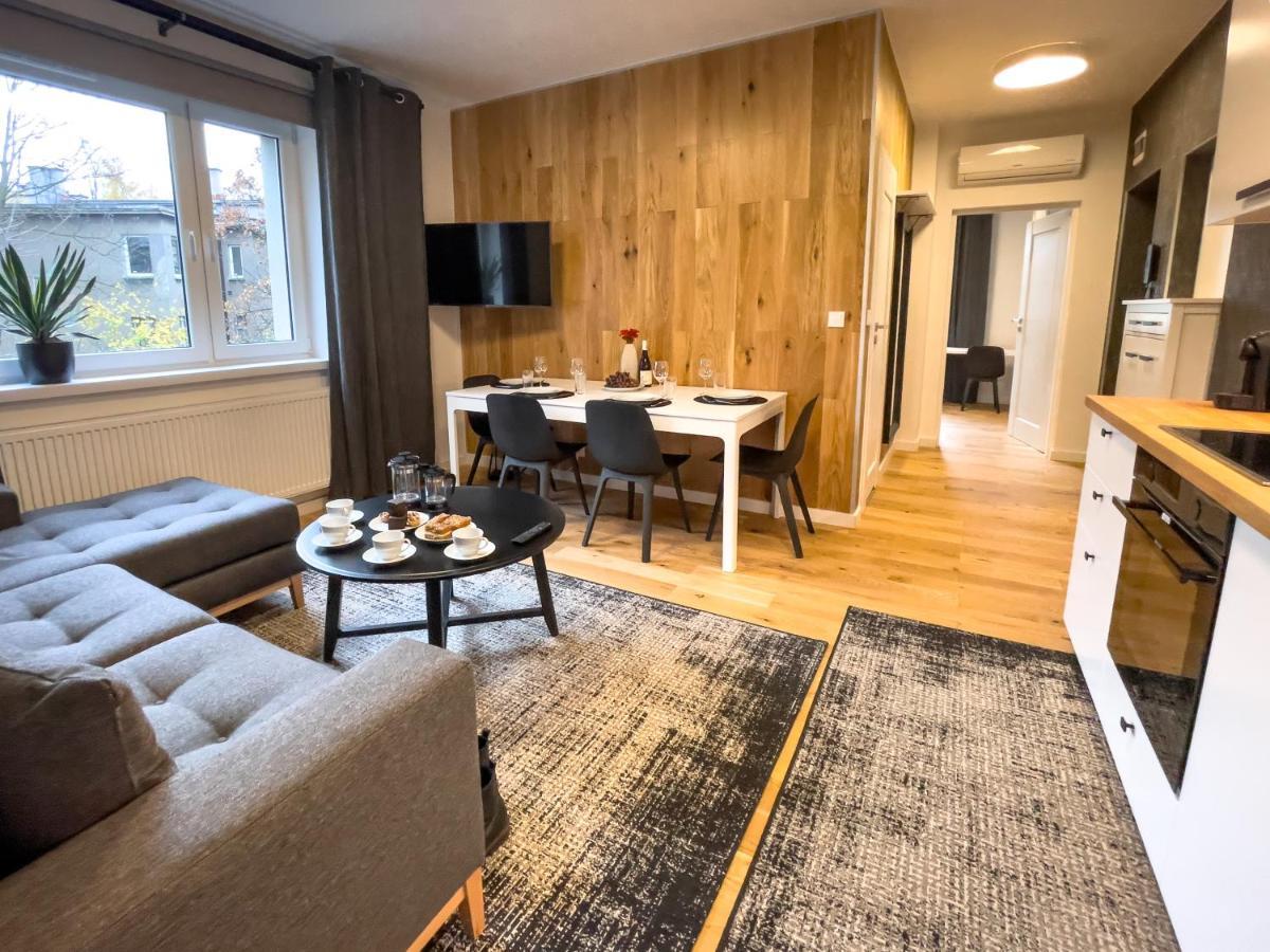 Urban Apartments Premium No 3, Free Private Parking, Self Check-In Chorzów Dış mekan fotoğraf